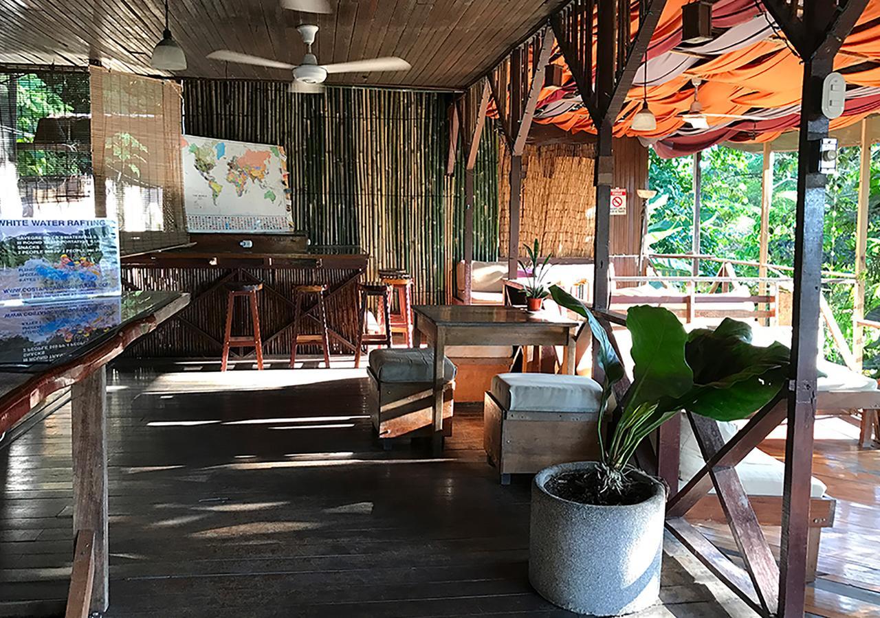 Hostel Plinio 마누엘안토니오 외부 사진